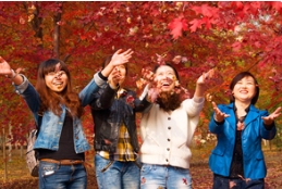 「赏秋专题」今年秋天的口号是：赏秋色、摘苹果、齐欢乐！